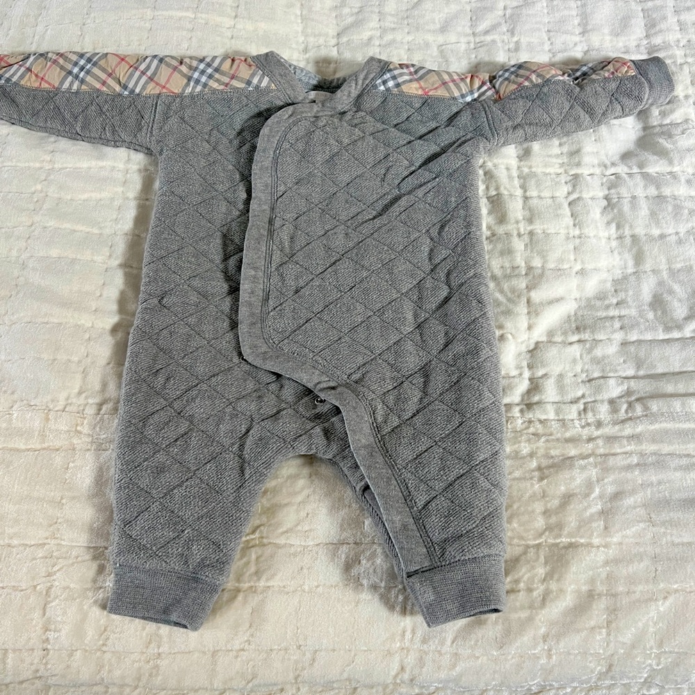 SOLD Burberry Baby Quilted onesie suit, 9-12 mos